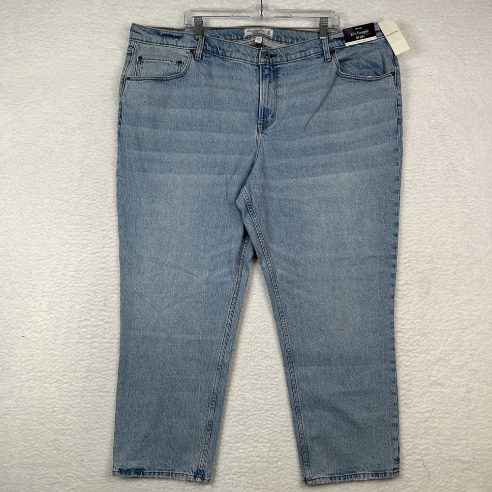 Abercrombie & Fitch The Strait Mid Rise Light Wash Jeans Women's Size 36/22S NEW